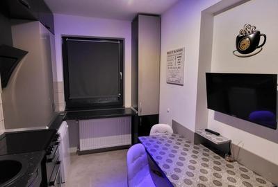 Garsonieră decomandată în Central - 3