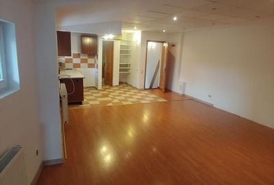 Zona Romana Eminescu etaj 1 si mansarda 140 mp stradal amenajat - 3