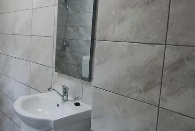 Casă cu 2 camere cu Teren 900 Mp în Central - 8