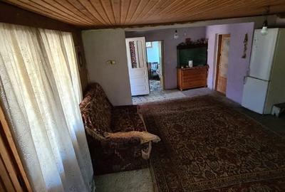 Casă cu 4 camere în Davidești - 4