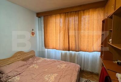 Apartament 3 camere, decomandat, etajul 2, zona Grivita - 1