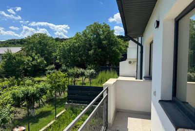 Duplex cu 4 camere cu Canalizare în Vișani - 11