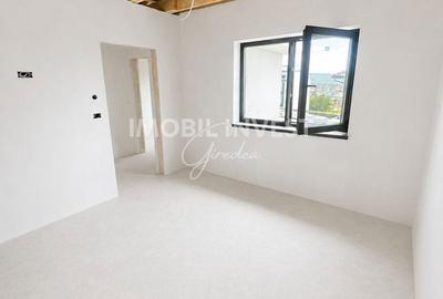 Casă cu 4 camere cu Teren 250 Mp în Cetate - 6