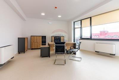 Spațiu comercial, de 38 mp, în Ultracentral - 15