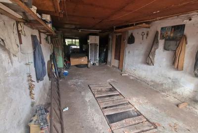 Casa 5 camere + Beci + Garaj 2 masini + Curte fata + Curte spate - Teren pe colt - 7