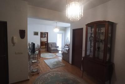 DOROBANTI- FLOREASCA - 2