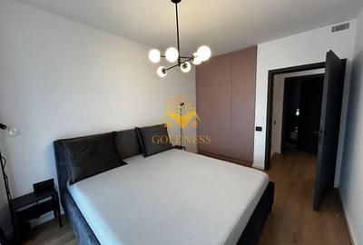 Apartament cu 2 camere semidecomandat, mobilat în Iris
