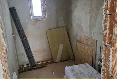 Casă cu 4 camere cu Teren 884 Mp în Moșoaia - 8