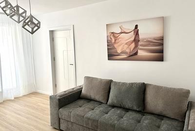 Apartament cu 3 camere semidecomandat, mobilat în Colentina