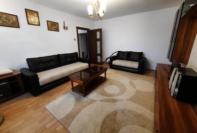 Apartament cu 3 camere decomandat, mobilat în Doamna Ghica