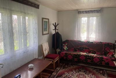 Casă cu 3 camere decomandat în Grădiștea - 4