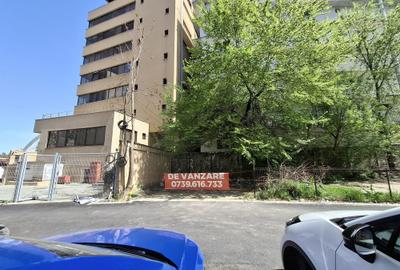 Teren  3 min.metrou Grozavesti zona  cu vad foarte traficata ! - 6