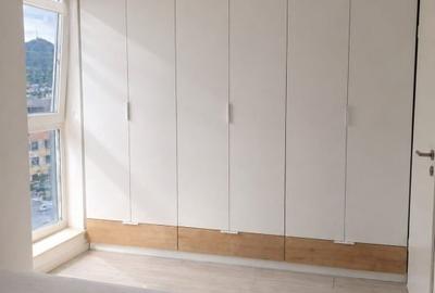 Apartament cu 2 camere decomandat în Tractorul - 5