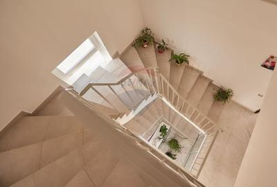 Casa / Vila cu 7 camere de vanzare in Chinteni - 15