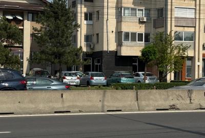 Spațiu comercial, de 109 mp, în Central - 3