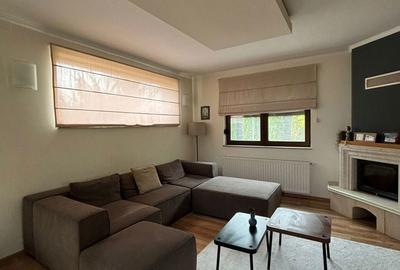 Casă cu 4 camere în Central - 2