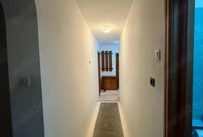 Apartament spa?ios cu 4 camere Strada Aurora (langa Finan?e), etaj 2 4 - 2