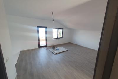 Agenție imobiliară vindem casa P+M în Năvodari - 8