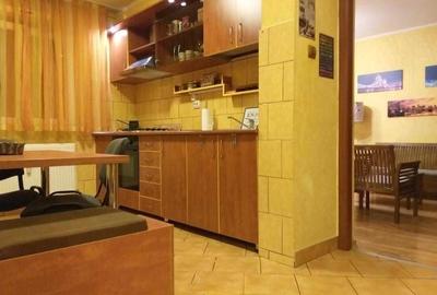 Apartament cu 3 camere decomandat, mobilat în Iancului