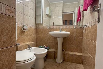 Inchiriere Apartament 3 Camere Modern Vatra Luminoasa - 15