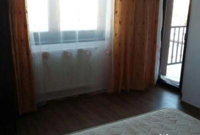Apartament cu 3 camere decomandat în Casa de Cultură - 17
