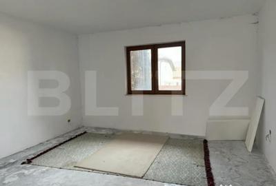 Casă cu 3 camere cu Teren 1800 Mp în Central - 11