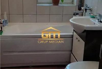 Apartament cu 3 camere semidecomandat în Central - 2