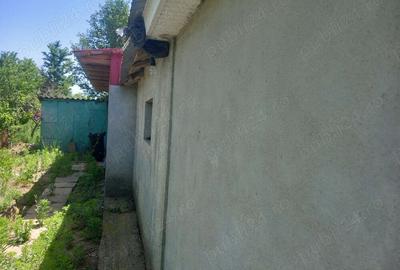 Casă cu 2 camere în Făcăeni - 9