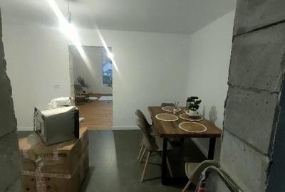Casă cu 7 camere cu Teren 900 Mp în Ciugud - 1