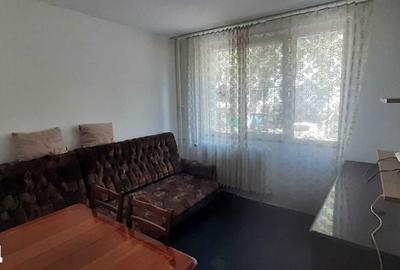 Apartament cu 3 camere decomandat în Drumul Taberei - 3