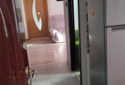 Apartament cu 2 camere semidecomandat în Șagului