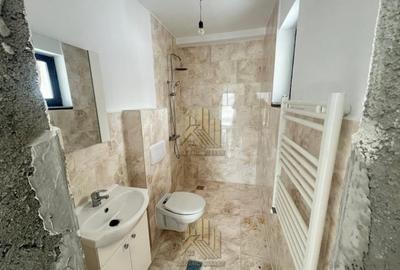 Casa/Vila de vanzare in Moieciu de jos, Drumul Carului 10 camere - 16