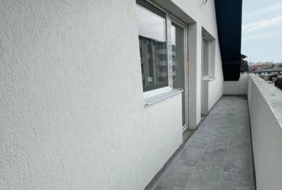 Apartament cu 3 camere semidecomandat în Bragadiru