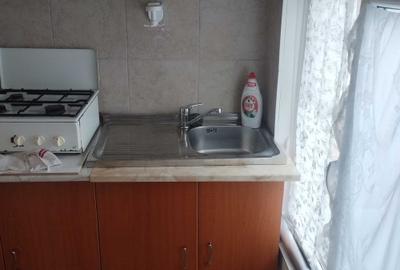 Garsonieră în Km 4 - 2