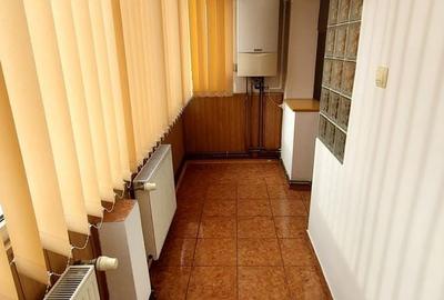 Apartament cu 3 camere decomandat în Astra - 7