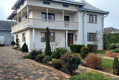 Casă cu 4 camere în Bădeuți - 8