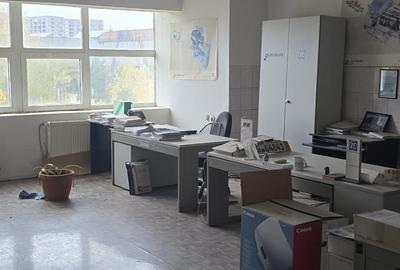 TITAN-FAUR, inchiriez birouri, 252mp, toate utilitatile, 9euro/mp - 2