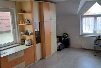 Vind casa tip vila - 3