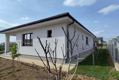 Casă cu 2 camere cu Teren 440 Mp în Nufărul - 7