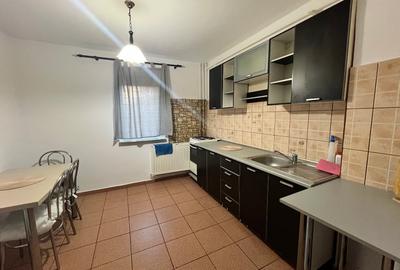 Inchiriez apartament 3 camere - 10