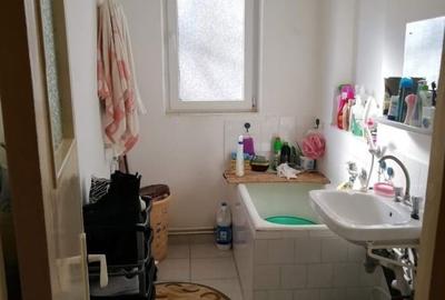 Apartament cu 4 camere semidecomandat în Central - 2