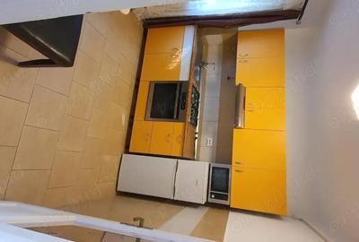 Garsonieră decomandată în Central - 4