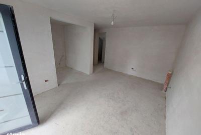 Casă cu 5 camere cu Teren 147 Mp în Central - 8