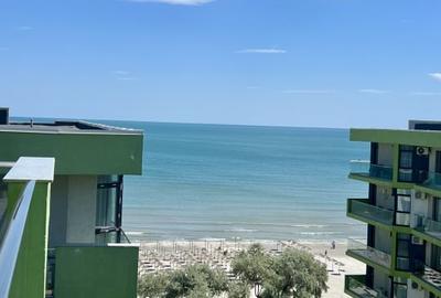 Apartament in prima Linie la mare \ 3 camere - 4