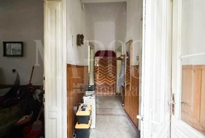 Casă individuală cu 3 camere cu Canalizare în Central - 3