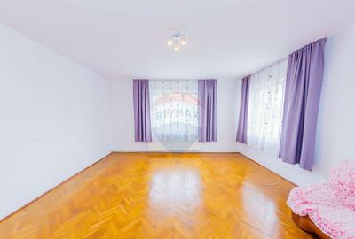 Parter de casa 133 mp de inchiriat in centrul ora?ulu... - 4