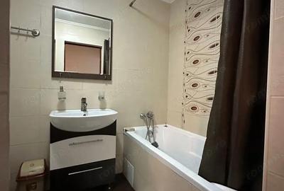 Apartament cu 2 camere decomandat în Cetății