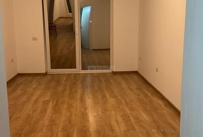 Duplex cu 5 camere cu Canalizare în Giroc - 9