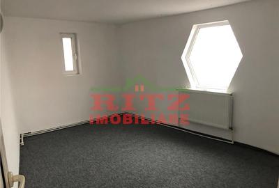 NOU! VILA P E, in spatele liceului Industrial NOU! VILA P E, in spatele liceului Industrial - 11