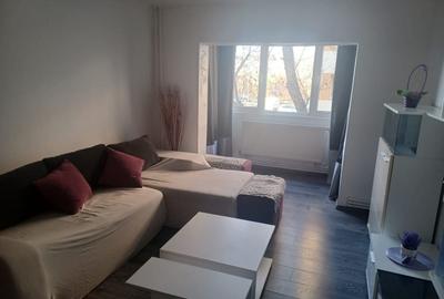 Apartament cu 3 camere decomandat, mobilat în Soarelui - 2